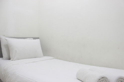 Photo 4 - Comfy 2Br Apartment At Tamansari Panoramic