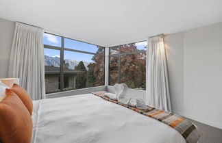 Photo 3 - LOMOND RETREAT - NEAR CBD EXECUTIVE APARTMENT