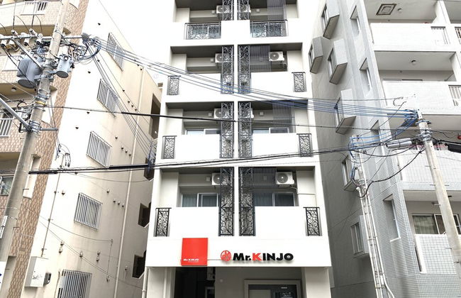 Mr.KINJO Miki24 in front of Makishi Station - Photo 21