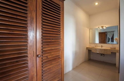 Foto 23 - 4 Bathroom Private Pool Villa near Seminyak Beach Bali