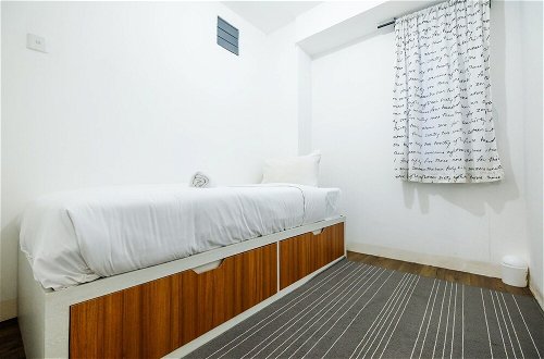 Photo 7 - Modern And Comfy 3BR Bassura City Apartment