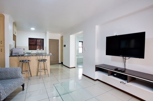 Photo 18 - Sandton Times Square Serviced Apartments