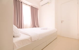 Photo 3 - Minimalist Bassura Apartment Direct Access to Bassura City Mall