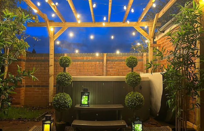 The Cheshire Gathering - Hot Tub 8 Bedroom - Foto 31