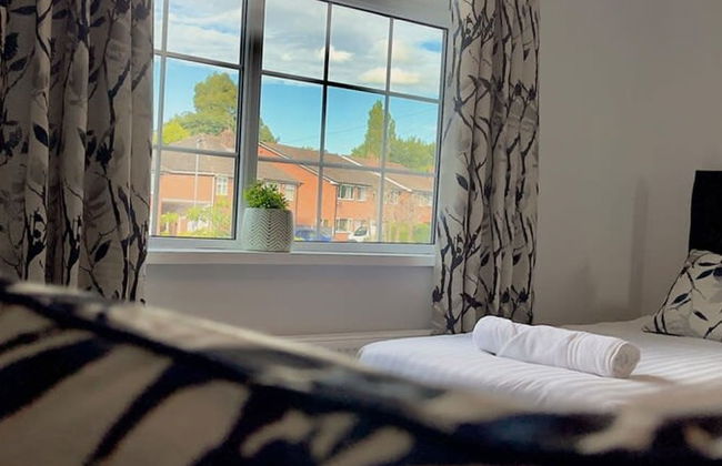 The Cheshire Gathering - Hot Tub 8 Bedroom - Foto 8