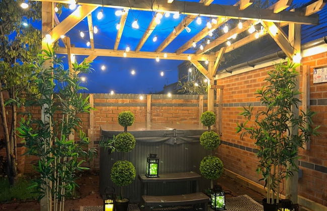 The Cheshire Gathering - Hot Tub 8 Bedroom - Foto 49
