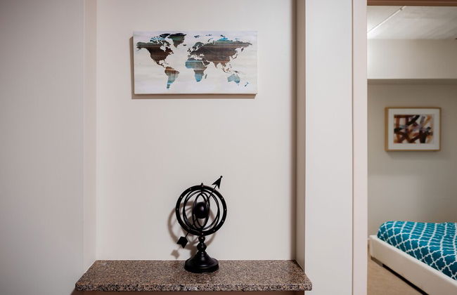 Pet Friendly 2 Bedroom And Apartment Near Rittenhouse Apts by RedAwning - Foto 22