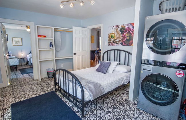 Stunning 3BR 2BA Haven in Downtown s Heart - Photo 20