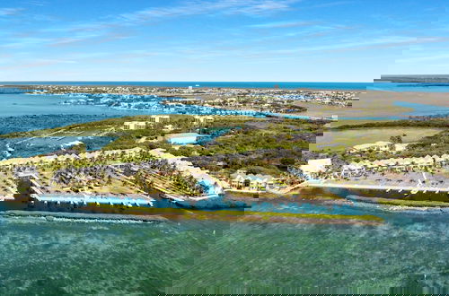 Foto 56 - New Listing! Waterfront Villa W/ Boat Slip 3 Bedroom Townhouse by RedAwning