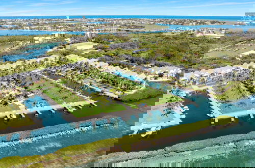 Foto 52 - New Listing! Waterfront Villa W/ Boat Slip 3 Bedroom Townhouse by RedAwning