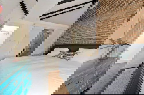 Foto 19 - Long Stay Discounts- 1 Bed Bohemian Loft Style Apt
