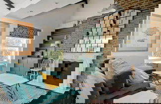 Photo 1 - Long Stay Discounts- 1 Bed Bohemian Loft Style Apt