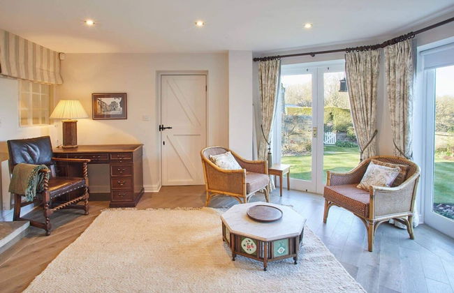 Host Stay Tithe Cottage - Foto 3