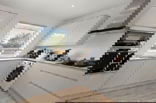 Foto 1 - New Built House In Kent Sleeps 7