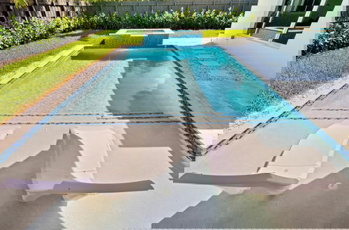 Photo 33 - Stunning Poolside Luxury Retreat