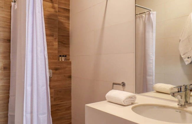 w Modern 4BR Villa With Private Pool in Paracas - Foto 20