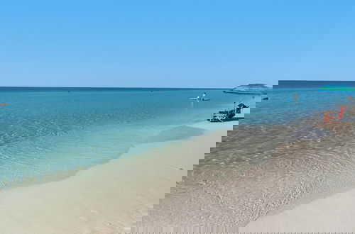 Foto 37 - 3br/2ba ~ Sleeps 6 ~ Pool Area ~ Public Beach Access!