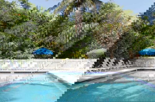 Foto 31 - Paradise Point by Avantstay Golf Course Living