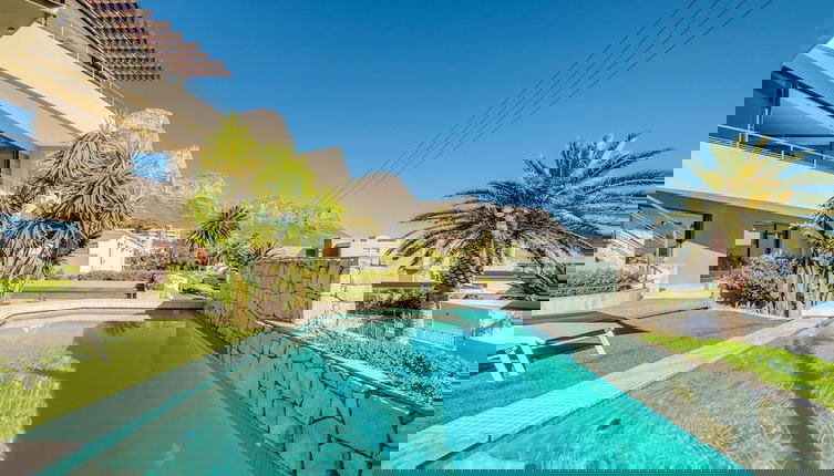 Foto 1 - Multi-level Family Villa w Private Pool Views Lions Crest