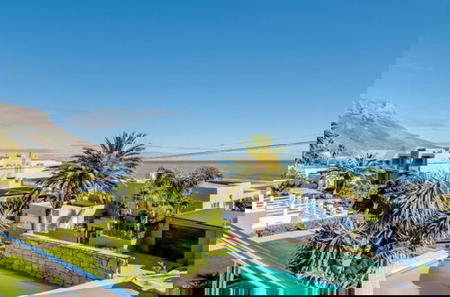 Foto 66 - Multi-level Family Villa w Private Pool Views Lions Crest