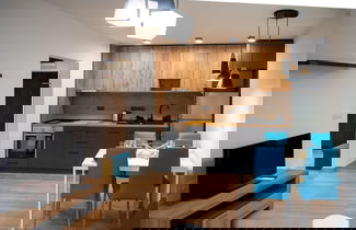 Foto 1 - Modern and Cozy 1bdr Apartment in the City Center