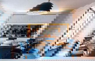 Foto 2 - Modern Stylish Central Bath Apartment