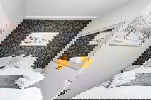 Foto 5 - Still House
