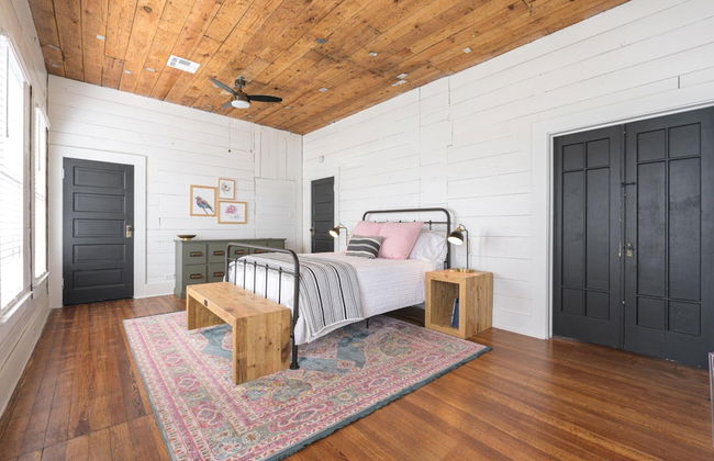 Restored 1930s Uptown Bungalow 2 min to Magnolia Silos - Foto 32