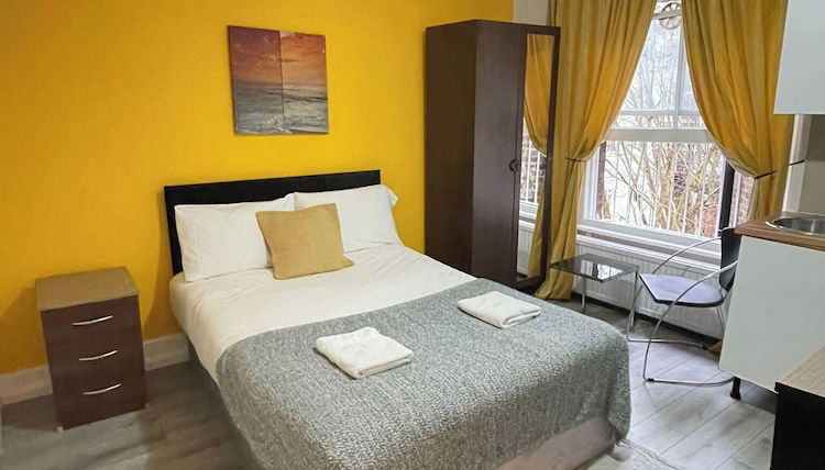 Foto 1 - Impeccable Studio Apartment in South Kensington
