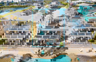 Foto 1 - Dauphin Beach House 3 Bedroom & Pool