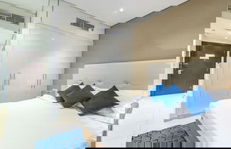 Photo 3 - SuperHost - Chic Studio on the 16th Floor in Business Bay
