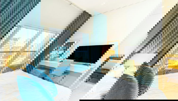Photo 1 - SuperHost - Chic Studio on the 16th Floor in Business Bay