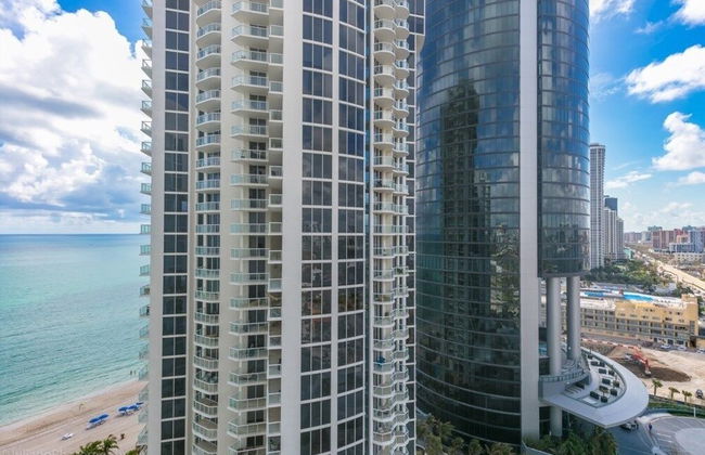 2 Br Luxury Suite In Marenas Beach Resort 2 Bedroom Condo by RedAwning - Foto 32
