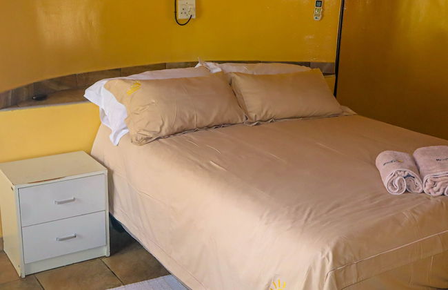 Self Catering Chalets - Manyeleti - Foto 1
