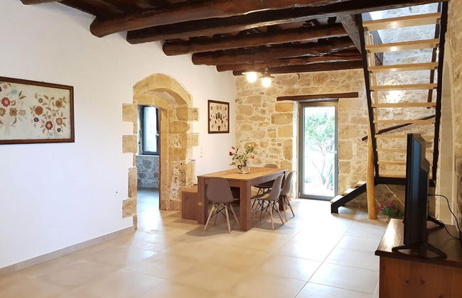 Traditional Villa in Fres - Photo 12