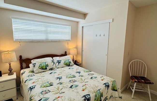 763 North Shore Downstairs 3 Bedroom Apts by RedAwning - Foto 4