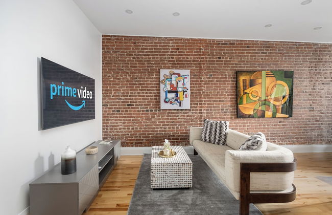 Downtown Luxe - Parking, Metro, King Bed, Sleeps 6 - Foto 36