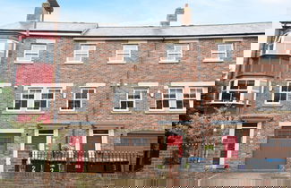 Foto 1 - Dalton Crescent