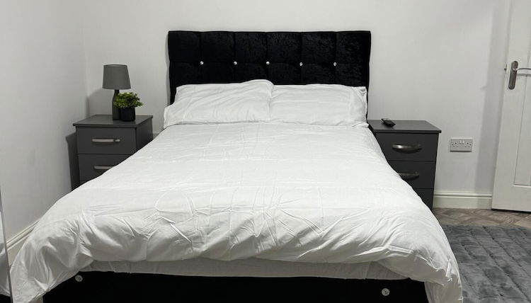 Foto 1 - 1-bed Apartment in Clifton Nottingham