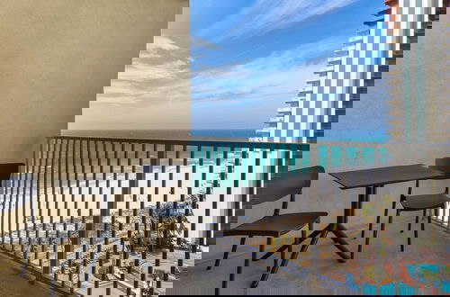 Foto 51 - Amazing Gulf Views! Spa, Pool, Tiki Bar and More!