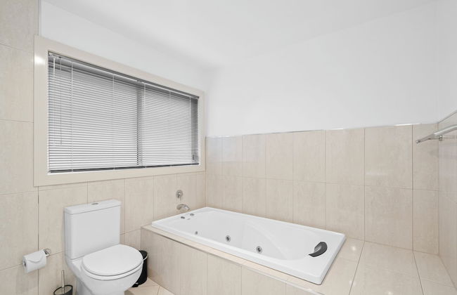Tranquil Tranmere- City Views- 3 Bedroom - Foto 34