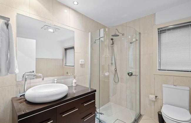 Tranquil Tranmere- City Views- 3 Bedroom - Foto 32