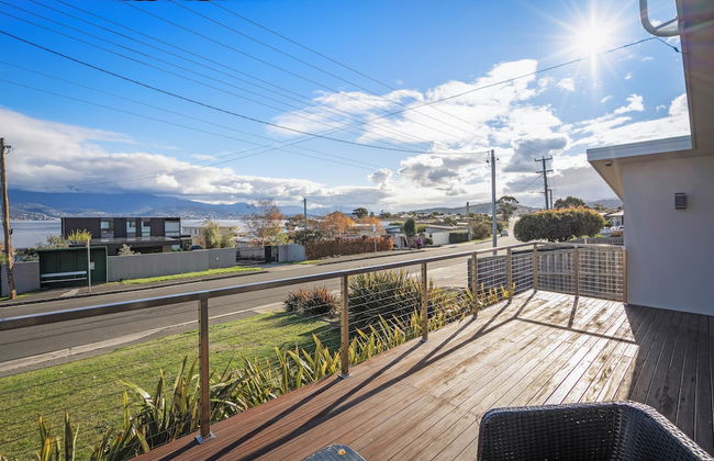 Tranquil Tranmere- City Views- 3 Bedroom - Foto 28