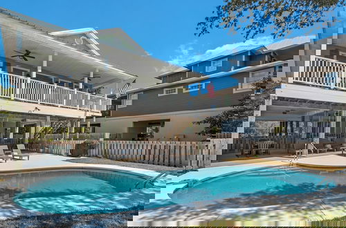 Foto 35 - Private Pool in Grayton Beach; 3 Minutes to Beach & Sleeps 14