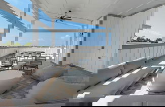 Foto 1 - Rooftop Observation Deck; Luxury 4-bedroom Home for 10; Perfect Location