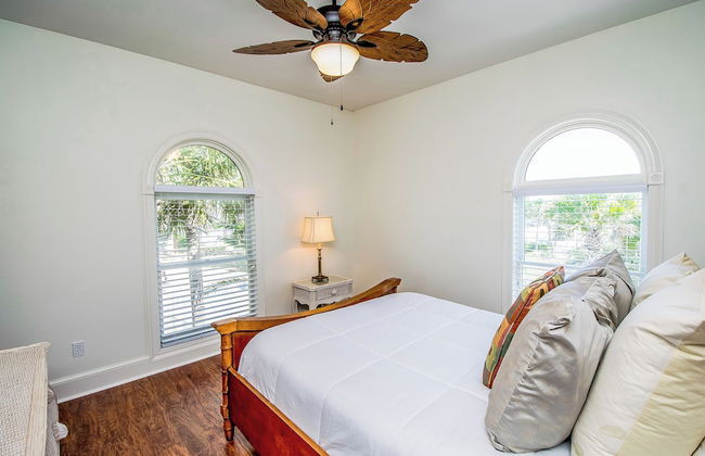 Stunning Views! 9BR Gulf Front Home, Pool, Elevator, Pool Table - Foto 7