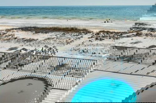 Foto 29 - Stunning Views! 9BR Gulf Front Home, Pool, Elevator, Pool Table
