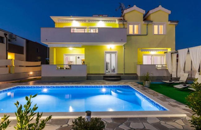 Villa Ava - Foto 1