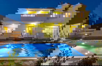 Foto 1 - Villa Ava