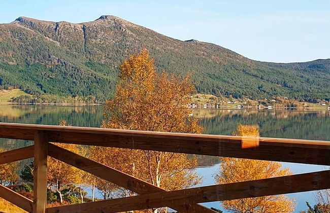 8 Person Holiday Home in Svelgen - Foto 27